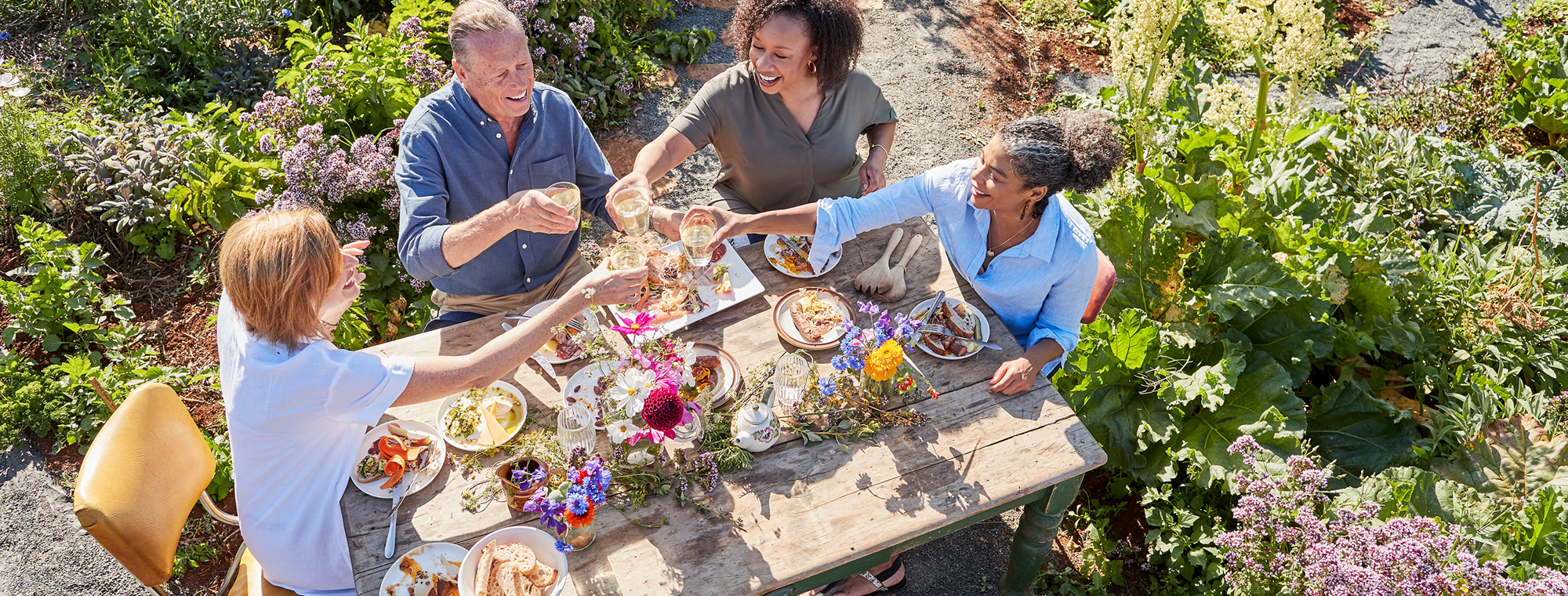 Expert Food Eating Meal Friends Australia Farm Be My Guest Toast Cheers