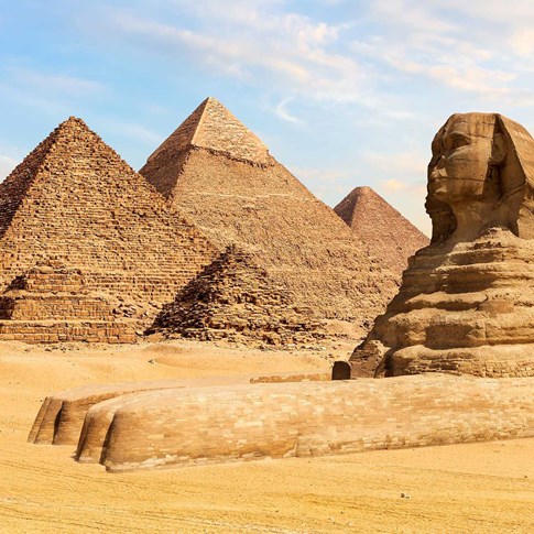 Sphinx and pyramids, Giza, Egypt