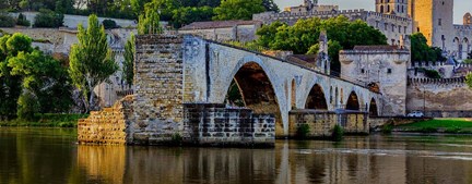 Tours of Pont Saint Benezet, France
