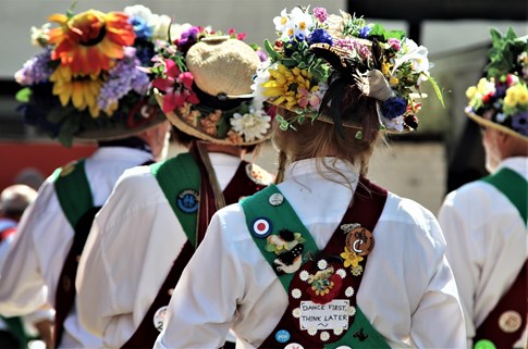 England Morris Men Parade Flowers Easter Tradition
