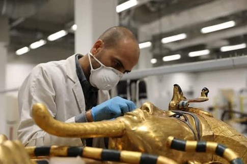 Egypt GEM Grand Egyptian Museum King Tutankamun Archaeologist Death Mask Tut Lab Scientist