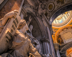 Italy Rome Vatican Inside Peters Basilica (1)