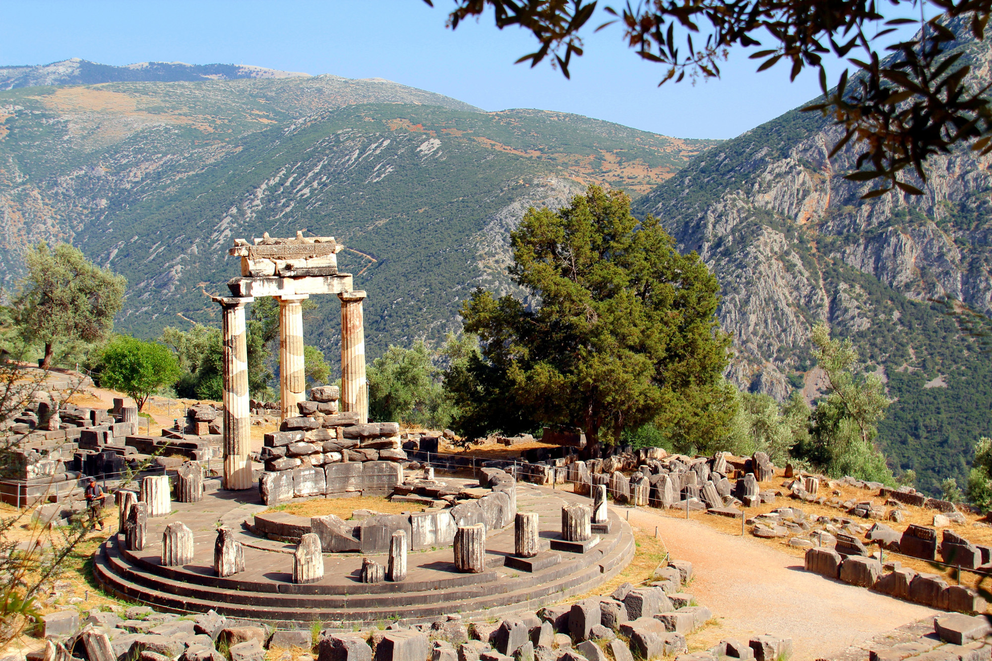 Greece Delphi Temple Of Apollo (2)