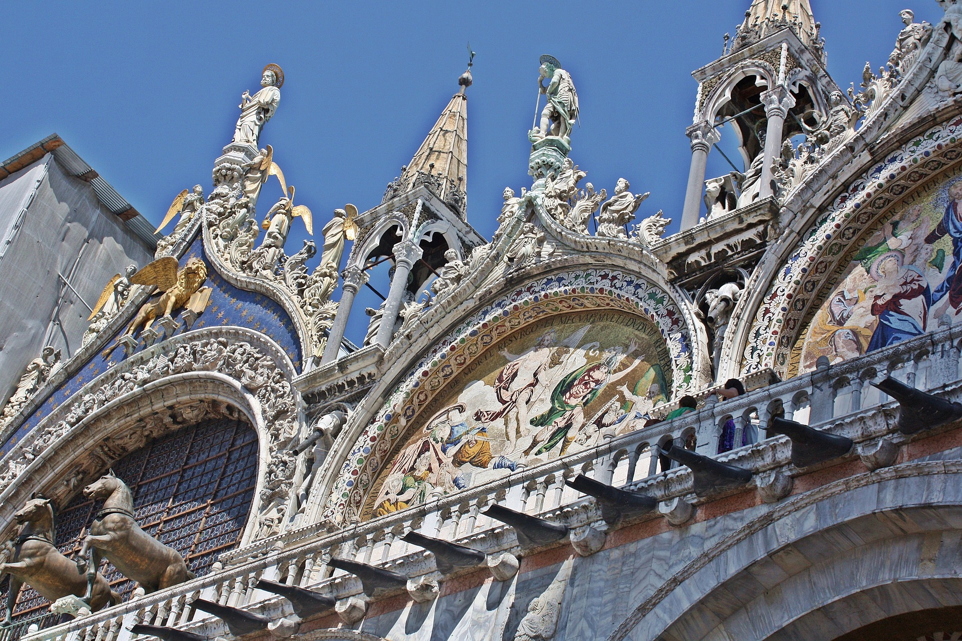 Italy Venice St Marks Square Basilica Church Sculpture (1)