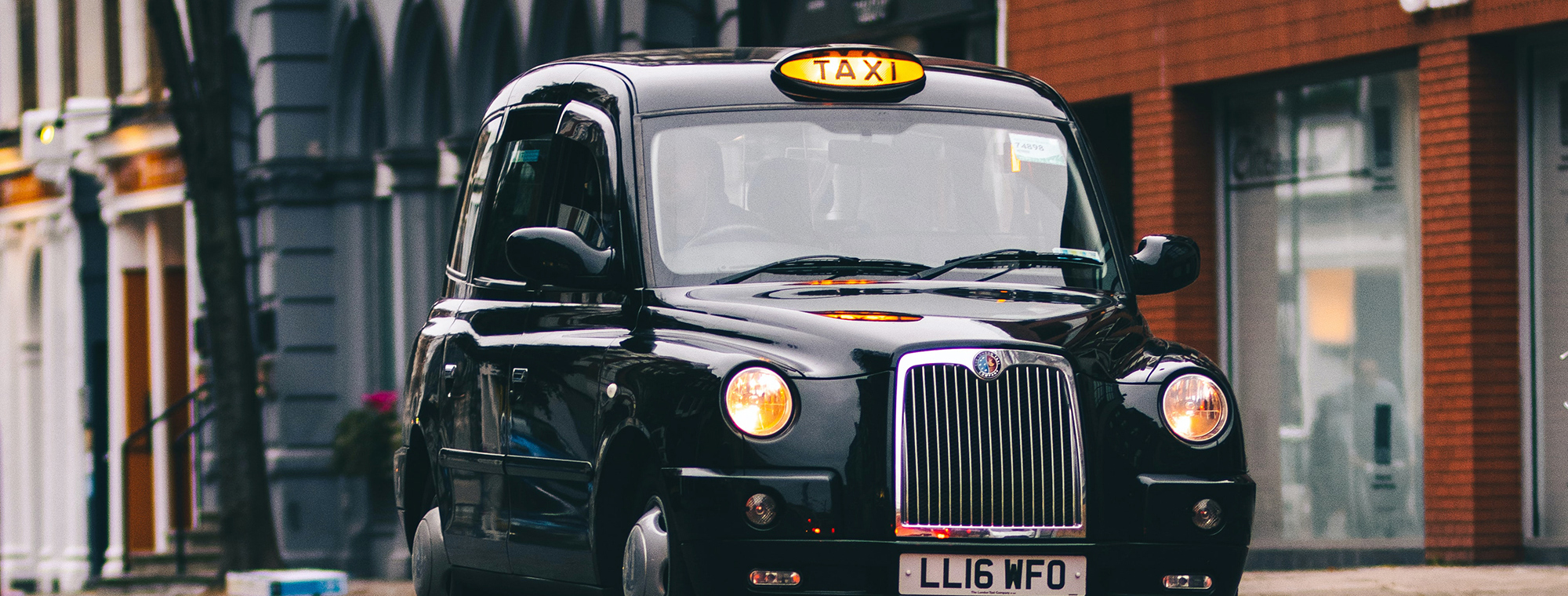 England London Taxi Street Expert Black Cab