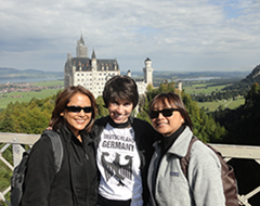 ea-planning-three-women-castle-germany.png