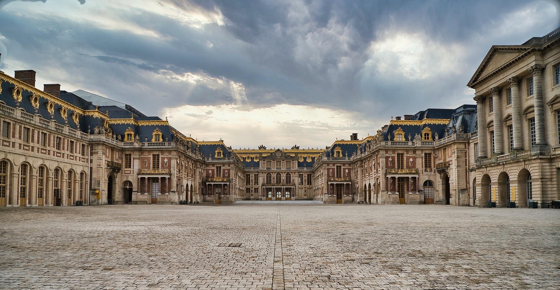 Palace Of Versailles 6356712 1920 (1)