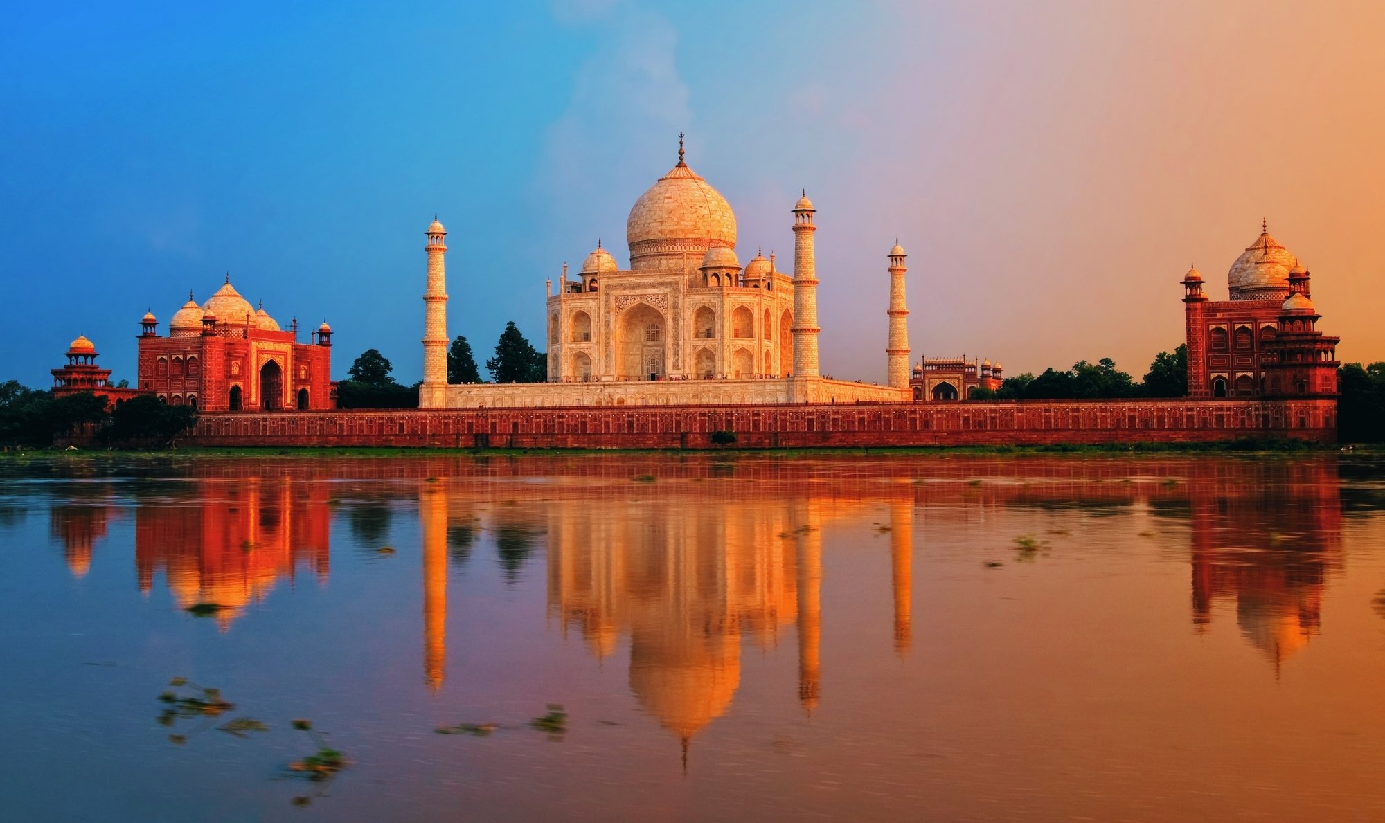 India Taj Mahal Sunrise Expert Travel Advice Iconic Photos To Take Around The World