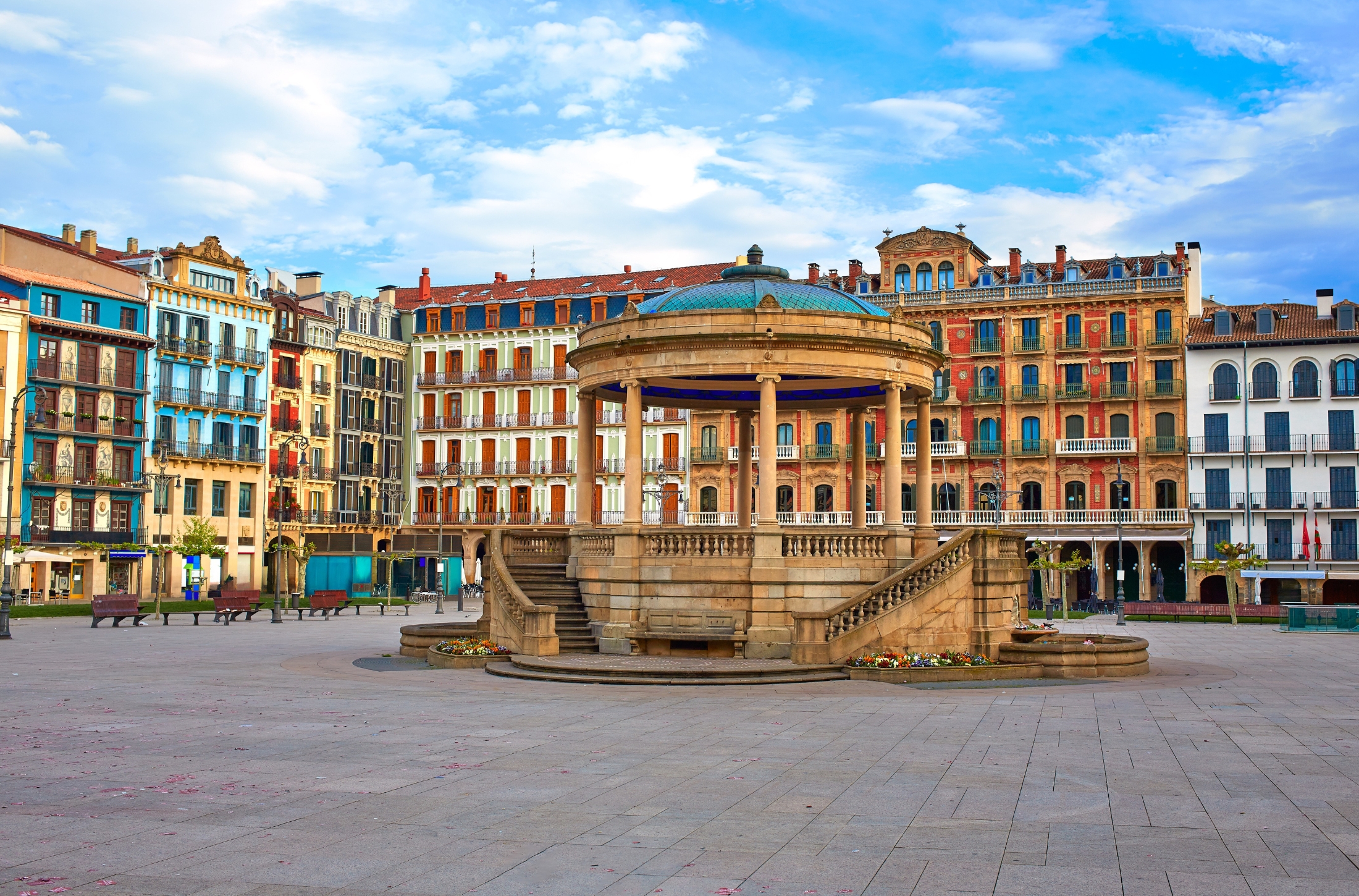 This hidden gem of a city is famous for its annual event of Running of the Bulls, but it offers much more than that. Take a guided tour of Pamplona, Spain and stroll through squares and plazas lined with cafes. Explore the smaller cities and hidden gems on a tour of Spain. Book your trip to Spain with Grand European travel and enjoy expert travel advice and peace of mind.