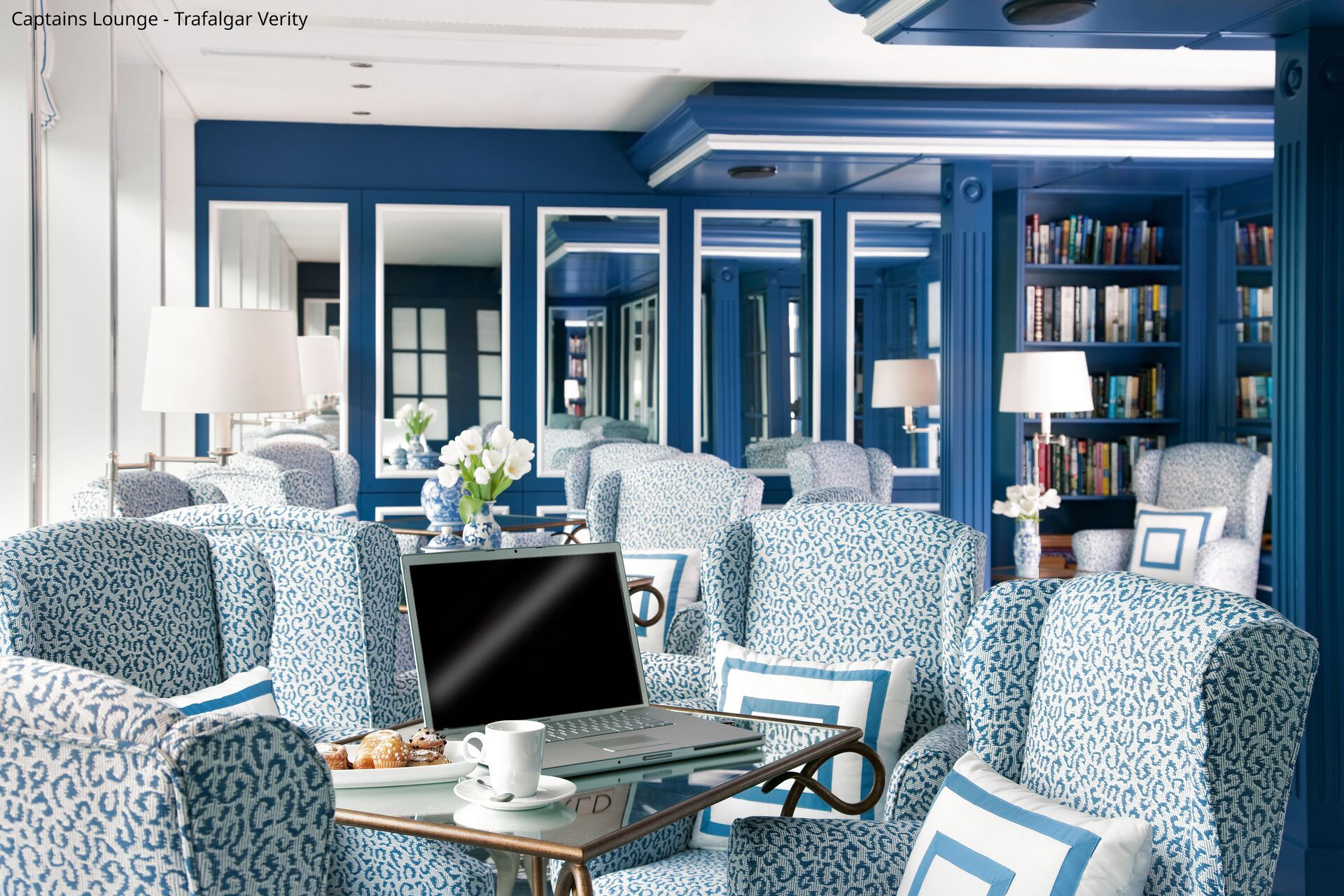 Large Trafalgar Verity Captains Lounge