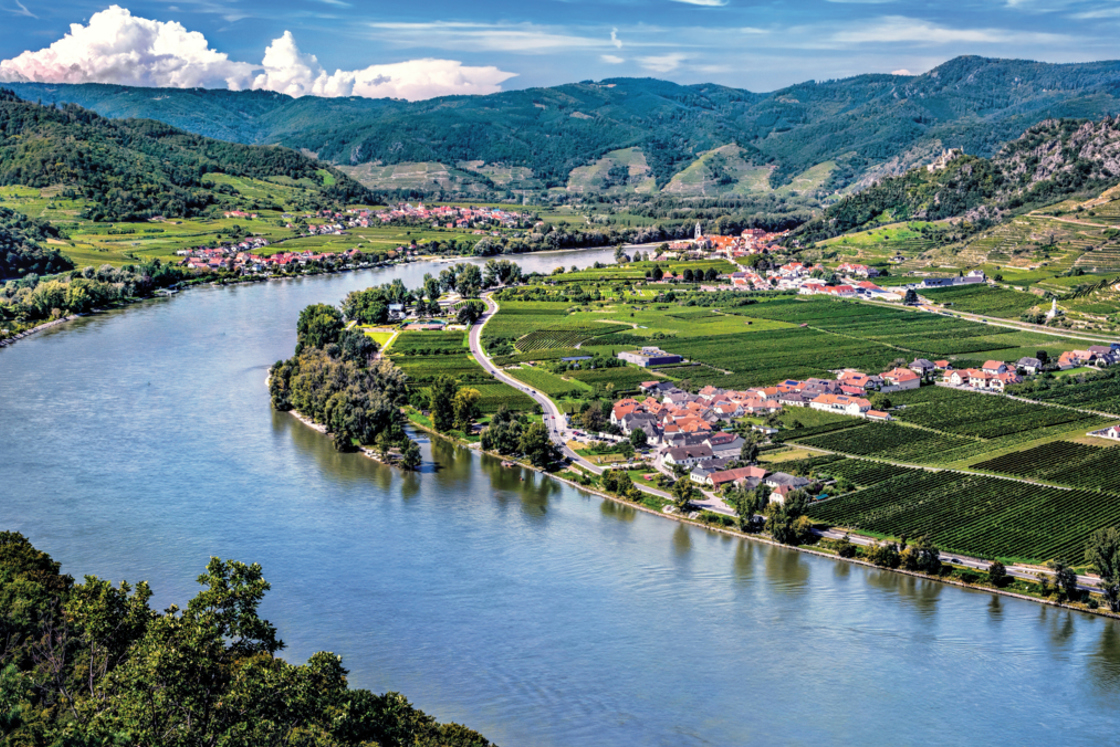 Danube R Danube River Danube River Cruise: Budapest To Vilshofen | National