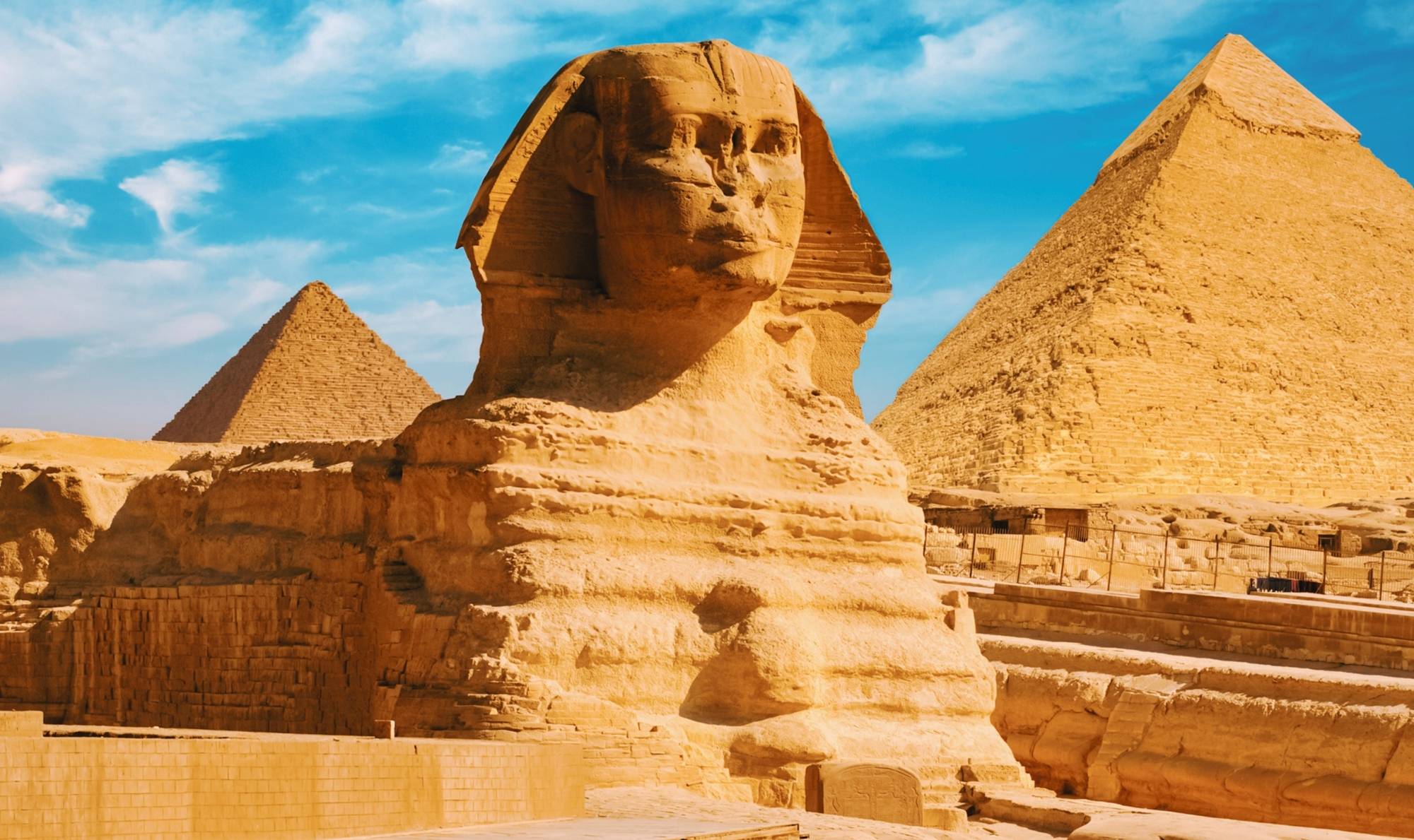 Egypt Cairo Sphinx Great Pyramids Expert Travel Advice Iconic Photos To Take Around The World