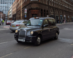 Expert England London Taxi Street Black Cab Driving