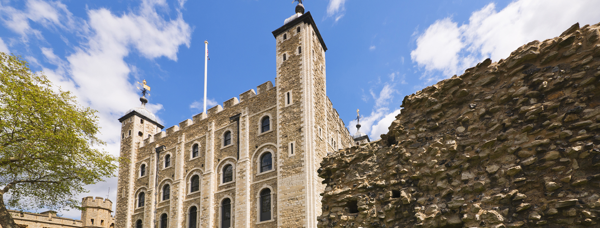 Great Britian Uk England London Tower Roman Wall Expert Travel Advice History Of Beefeaters