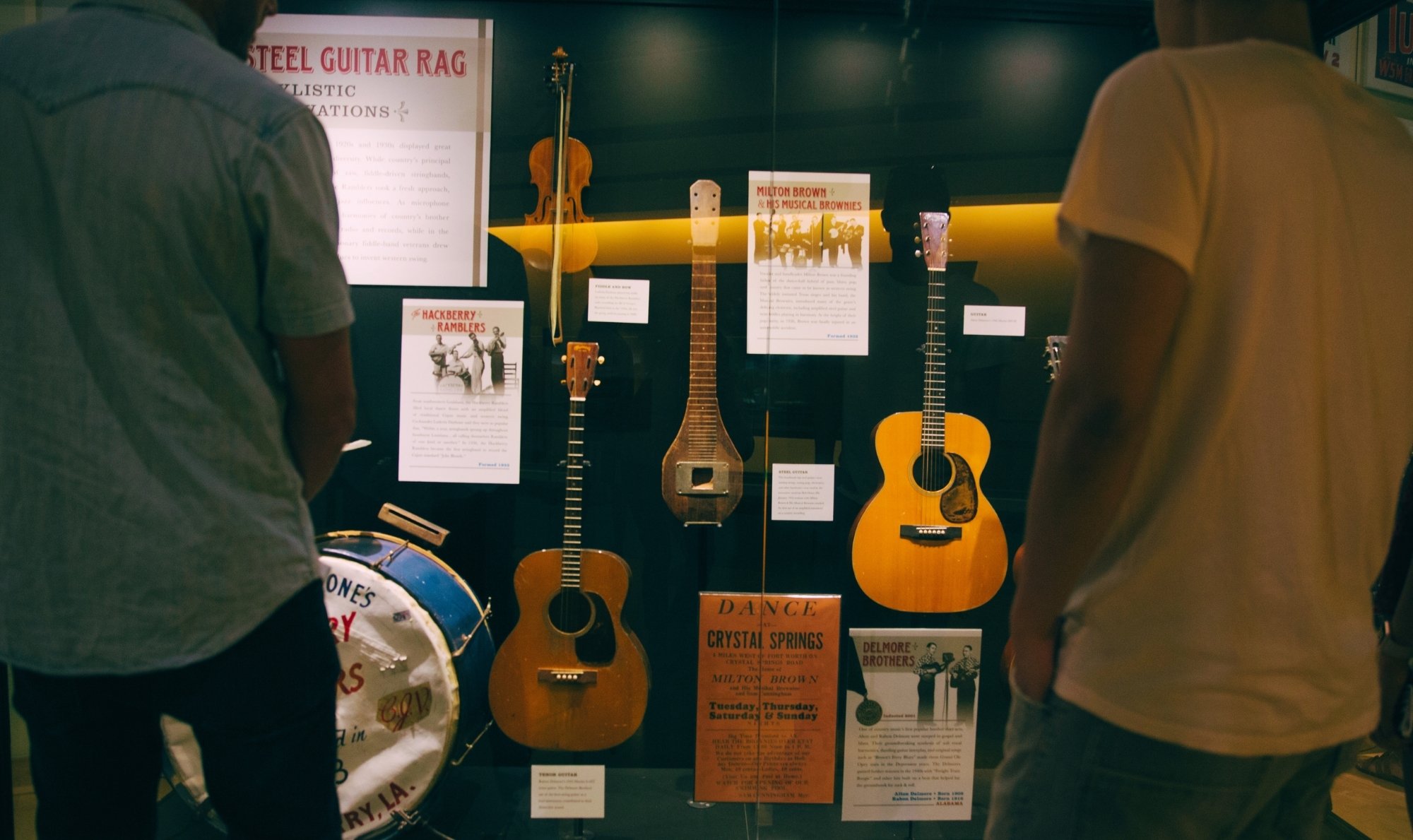 Usa North America Tennesse Nashville Museum Guitars Tourists Tours Expert Travel Advice