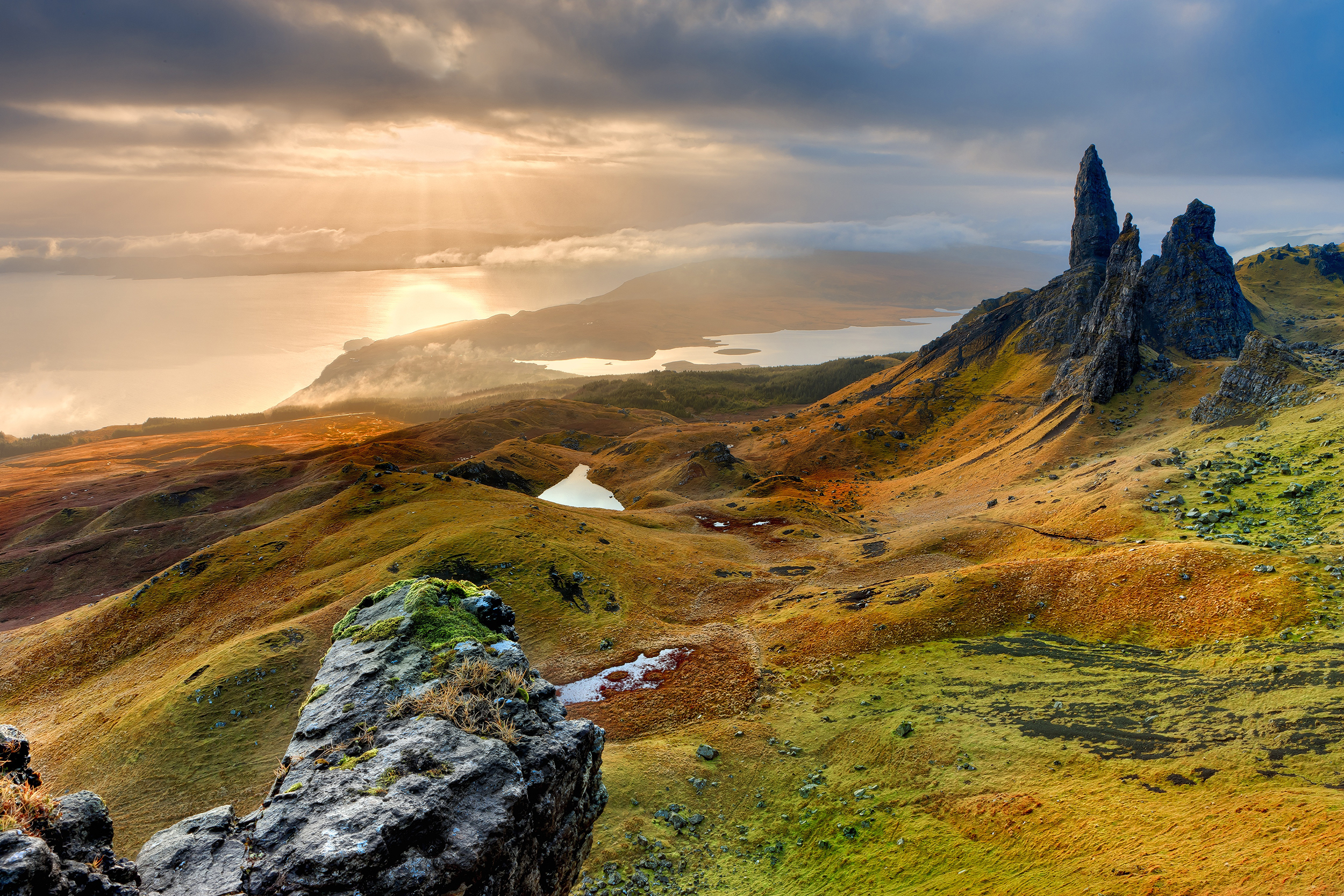 Scotland Island Skye Isle Old Man Of Storr Fall Expert